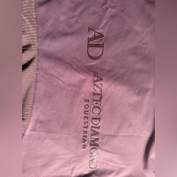 Aztec Diamond Tech Tee Equestrian - Picture 4 of 10